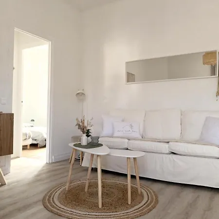Pasteur 2 - Agreable T3 Au Centre A Deux Pas Du Et Des Commerces, Avec Decoration Raffinee